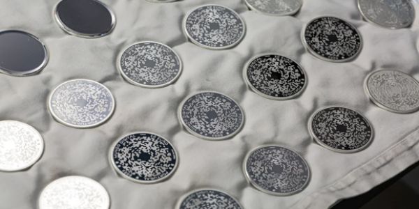 Universidade de Coimbra e INCM lançam moeda desenhada por IA